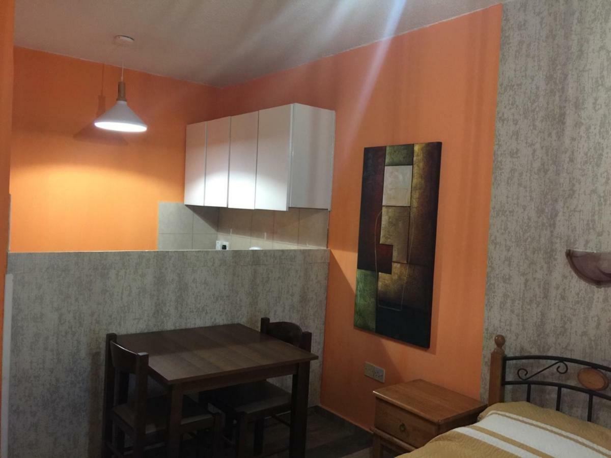 Pomelo Apartments Agia Napa Exterior foto